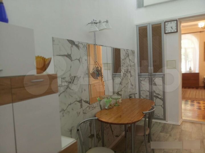 2-к. квартира, 52 м², 1/1 эт.