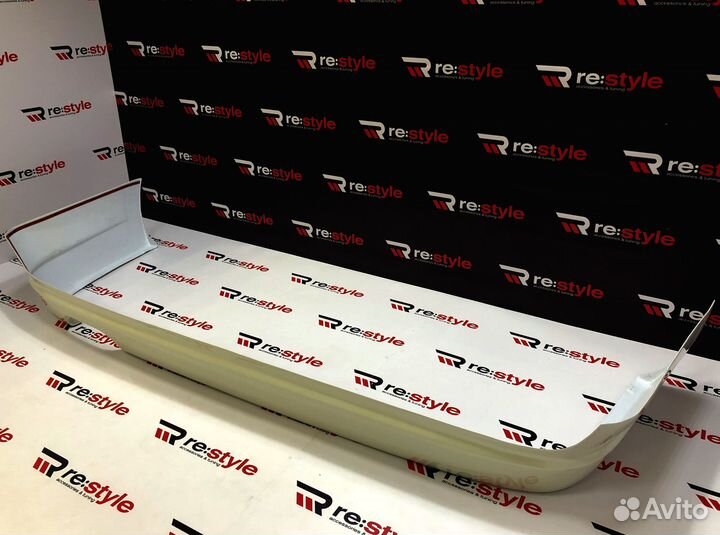 Губа задняя Toyota Land Cruiser 200