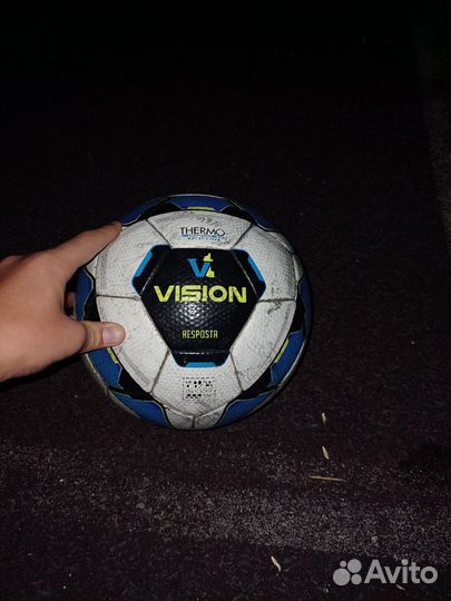 Футбольный мяч vision