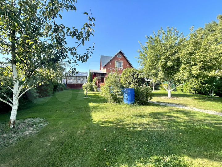 Дом 137 м² на участке 8 сот.