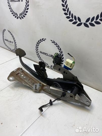 Педаль тормоза Ford Focus 2 купе 2.0 aoda 2006