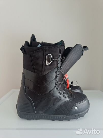 Сноубордические ботинки burton
