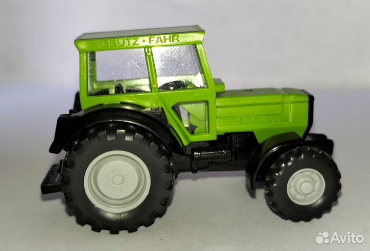 Трактор фирмы Wiking (Германия) масштаб H0 1/87