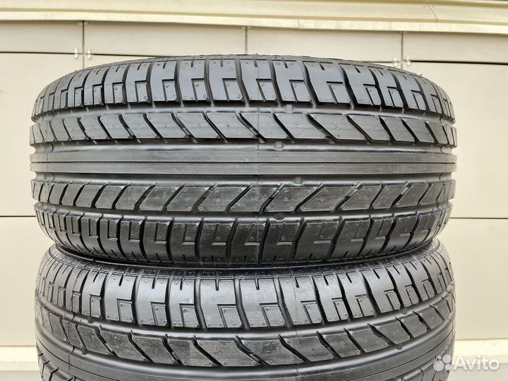Pirelli P Zero Direzionale 215/45 R18