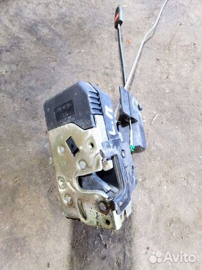Замок двери передний левый opel vectra b