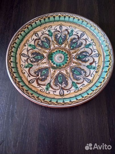 Керамическое блюдо б/у