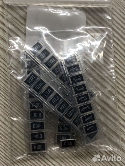 SMD резистор R100 2512/ 0.1Ом/ 1Вт/ 1%