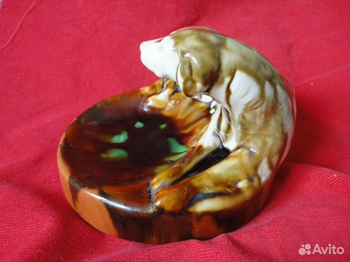 Пепельница из СССР. керамика. охотничья собака