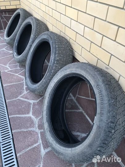 Continental IceContact 2 SUV 235/55 R20