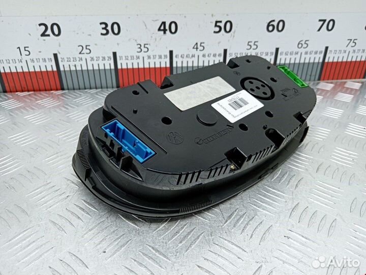 Панель для Volkswagen Golf 4