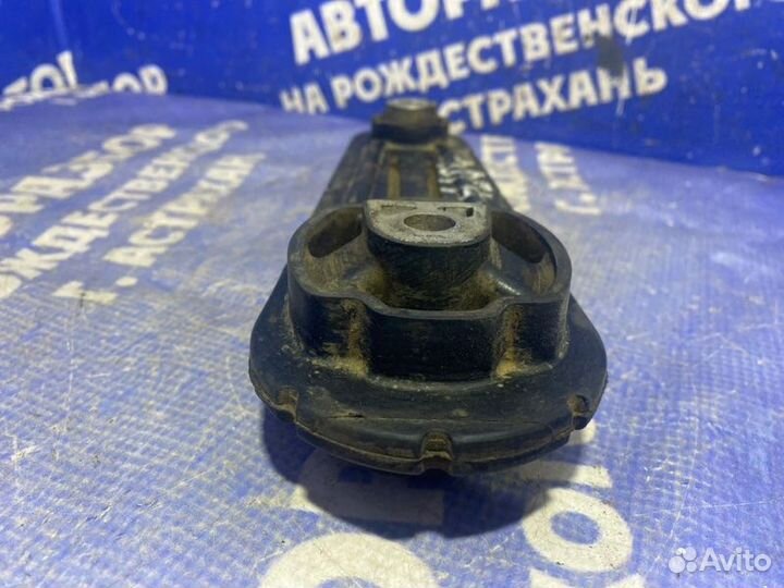 Подушка двигателя Renault Logan 1 седан K4M 2007