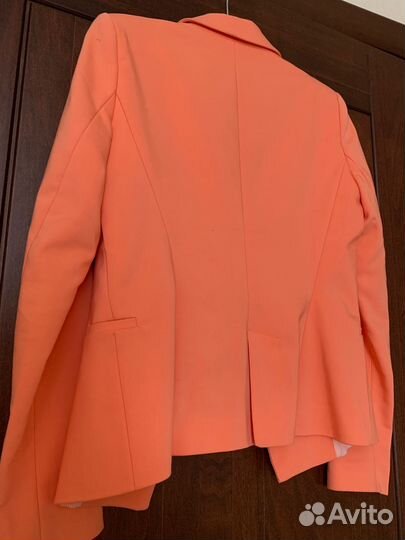 Пиджак женский Zara