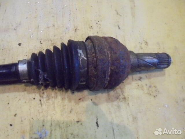 Полуось задняя правая Volvo XC90 1 (C) 30651528