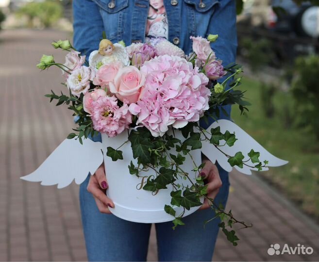 Оригинальные яркие букеты. Доставка в Москве