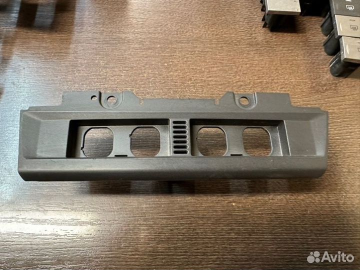 Рамка блока кнопок Ford Focus 2 седан 1.6 sida