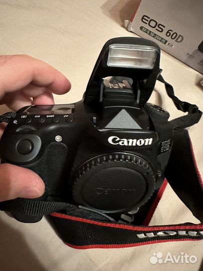 Зеркальный фотоаппарат Canon eos 60d