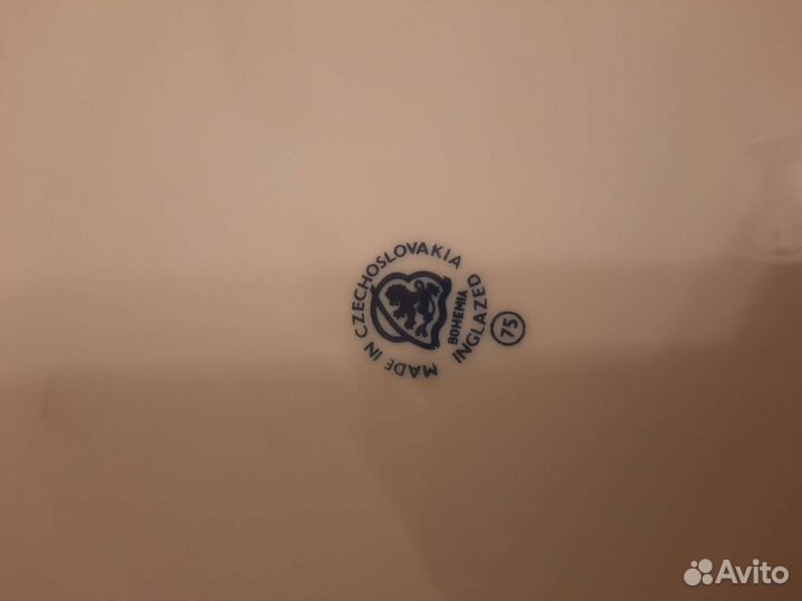 Блюдо тарелка Чехословакия. Синий лук