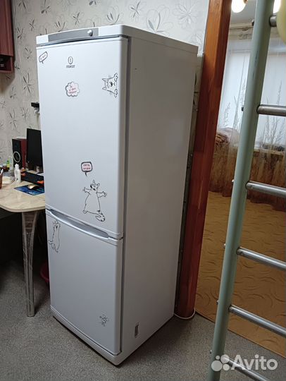 Холодильник Индезит