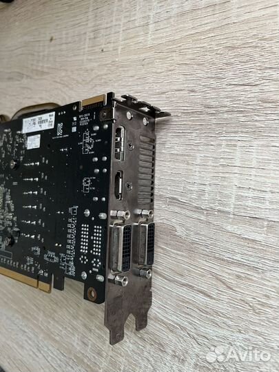 Asus radeon r9 270x 2gb