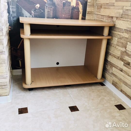 Тумба под телевизор и аудио технику