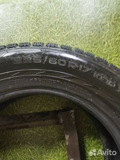 Nokian Tyres Hakkapeliitta R2 SUV 225/60 R17