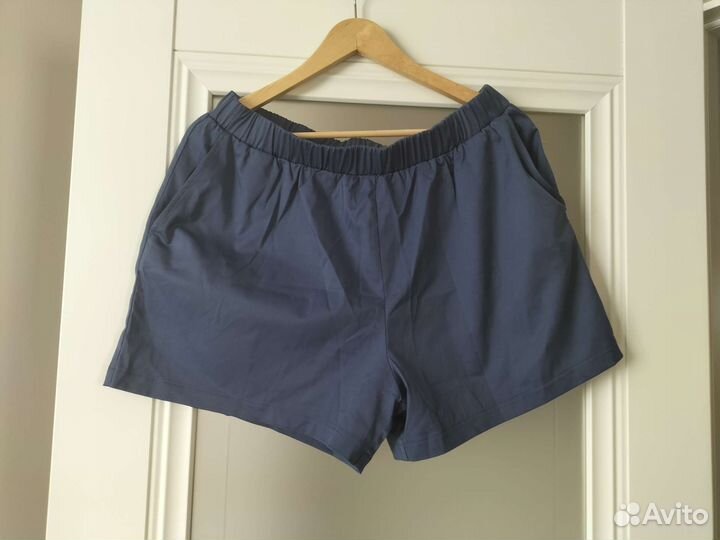 Женские шорты 52р
