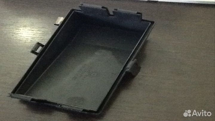 Крышка блока предохранителей (Opel Vectra)