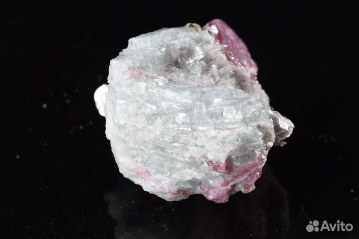 Турмалин (рубеллит), клевеландит. Лот №672