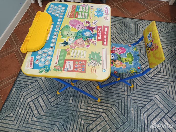 Детский стол и стул ника