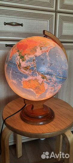 Глобус Земли физический с LED-подсветкой