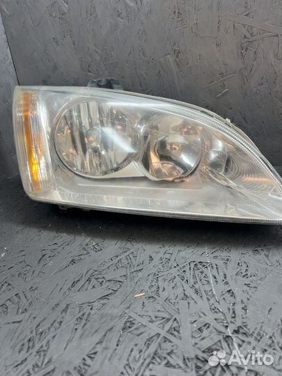 Фары Ford Focus 2 дорестайлинг