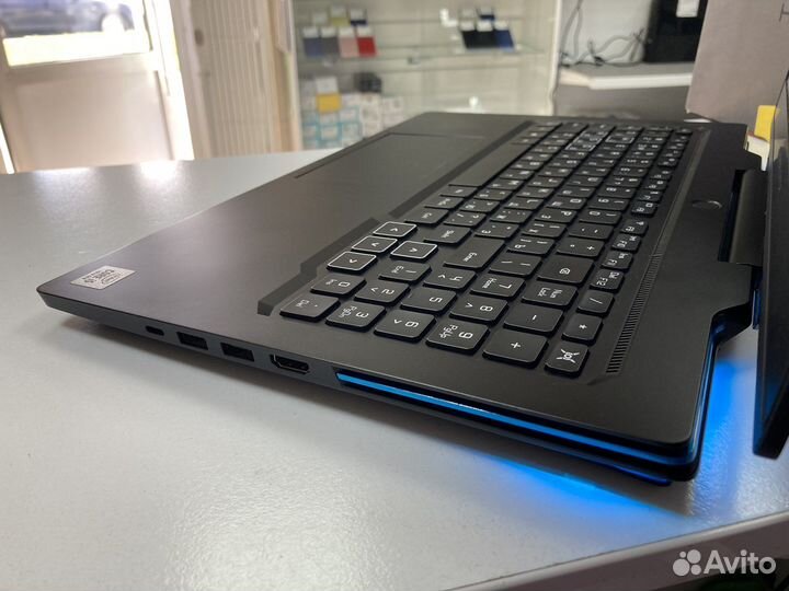 16.1 Игровой ноутбук Honor Hunter V700 GTX1660Ti