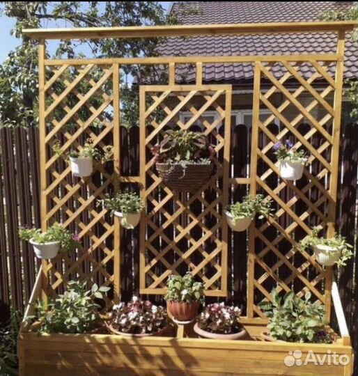 Шпалера деревянная