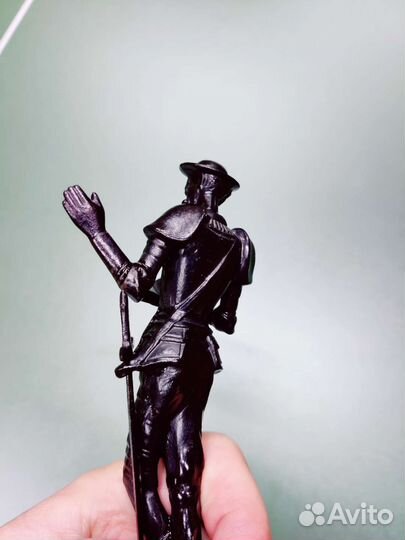 Каслинское литье фигурка