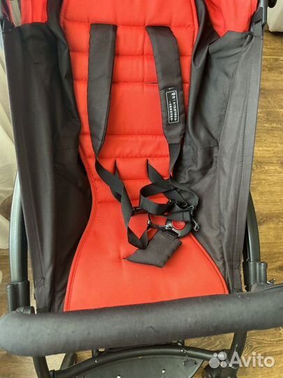 Прогулочная коляска yoya