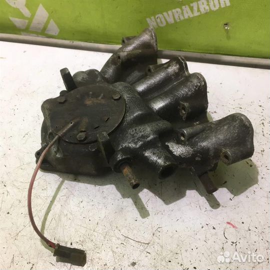 Коллектор впускной Фольксваген Пассат Б3