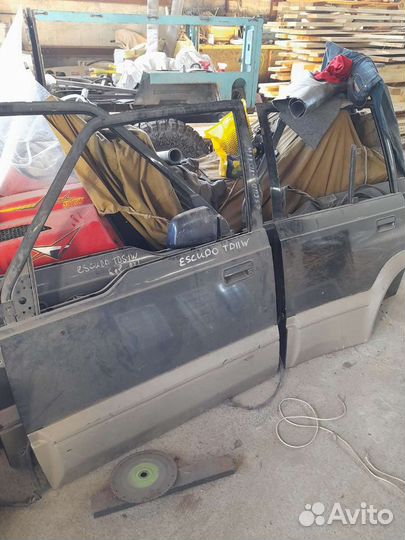 Дверки suzuki vitara