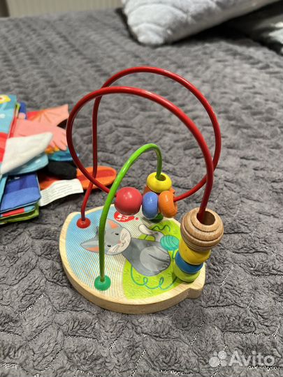 Коробка развивающих игрушек для малыша