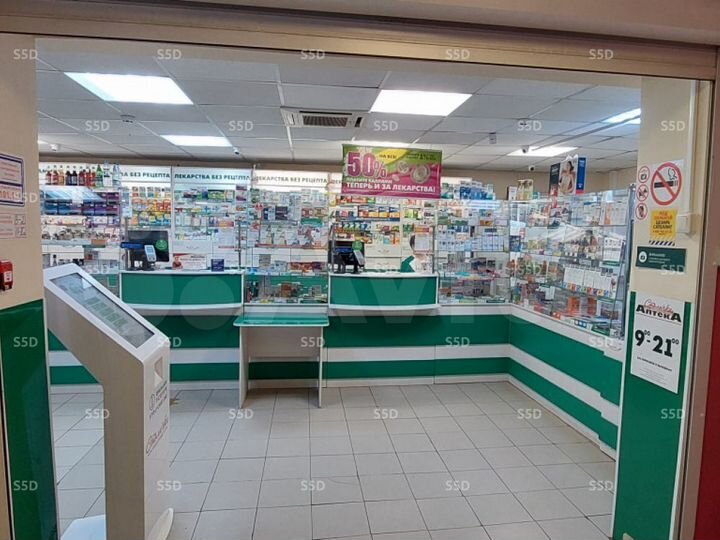 Продам торговое помещение, 815 м²