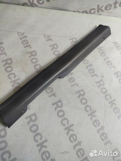 Накладка порога передняя левая Hyundai Elantra XD