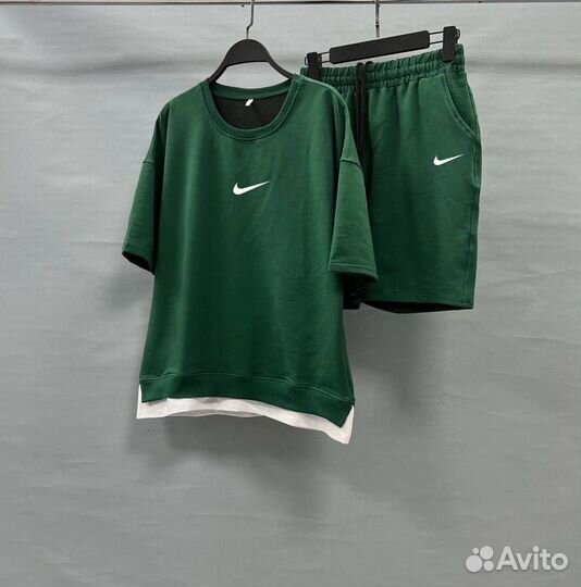 Спортивный костюм Nike футболка с шортами
