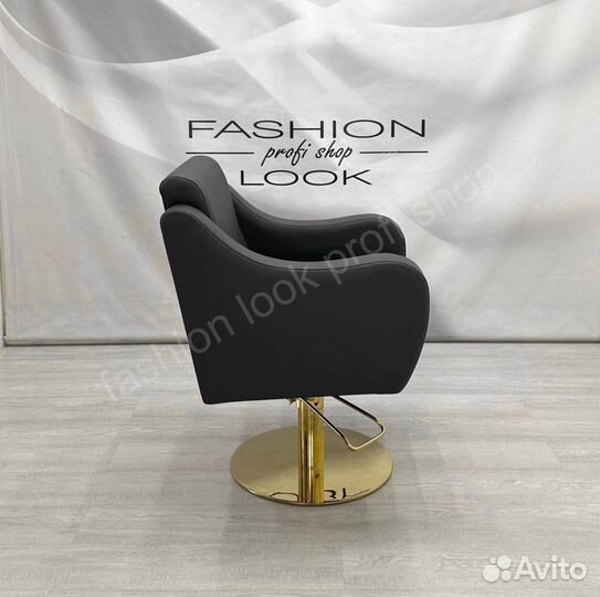 Парикмахерское кресло мд-24 на золотом основании