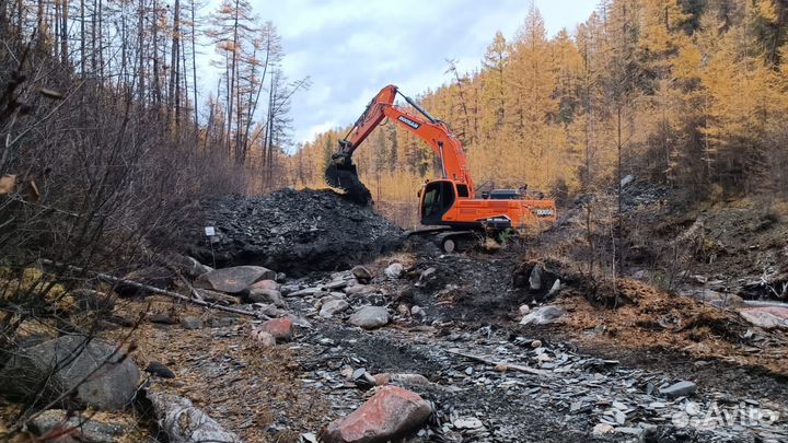 Услуги гусеничного экскаватора