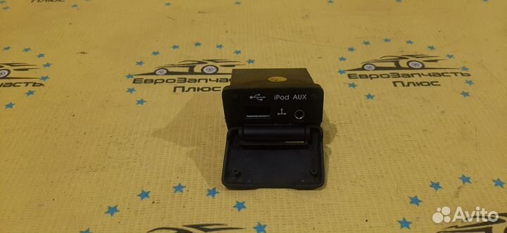 USB разъем Kia Ceed 1