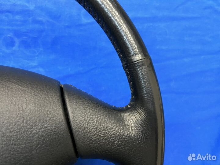 Оригинальный кожаный руль Toyota