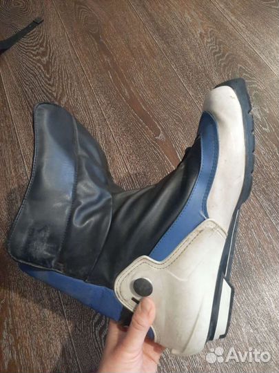 Лыжные ботинки salomon sns 43размер, конек