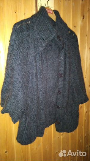 Свитерок женский