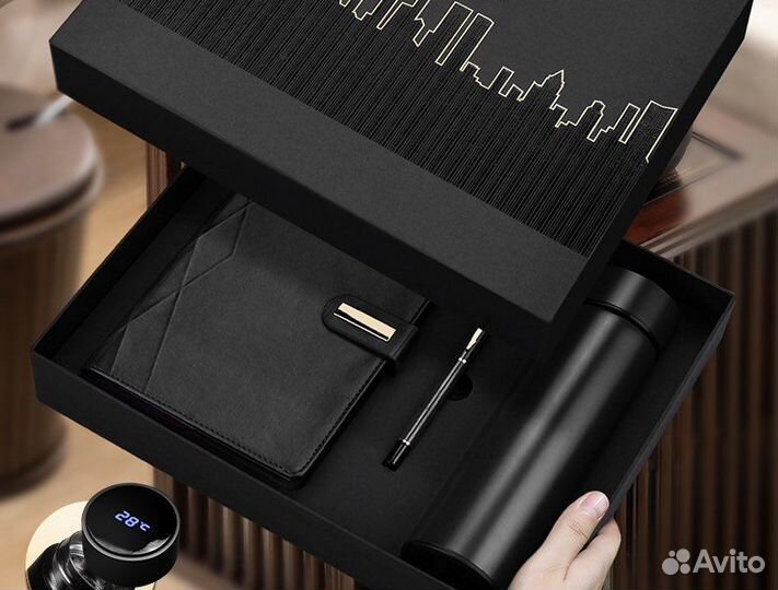 Подарочный набор ежедневник, ручка, термос