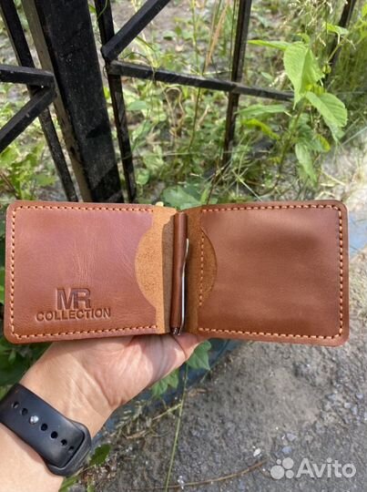 Зажим для денег с монетницей