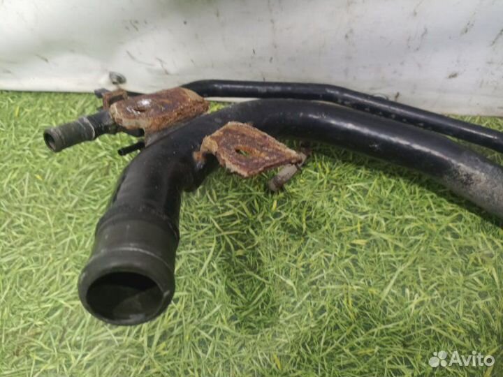 Горловина топливного бака Nissan Murano кроссовер